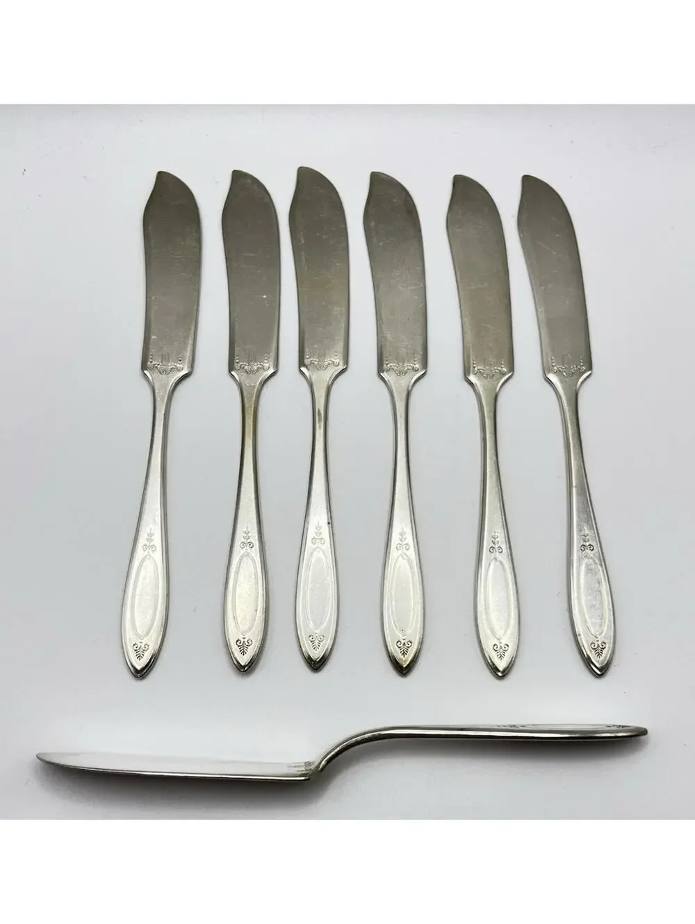 Oneida vintage silver